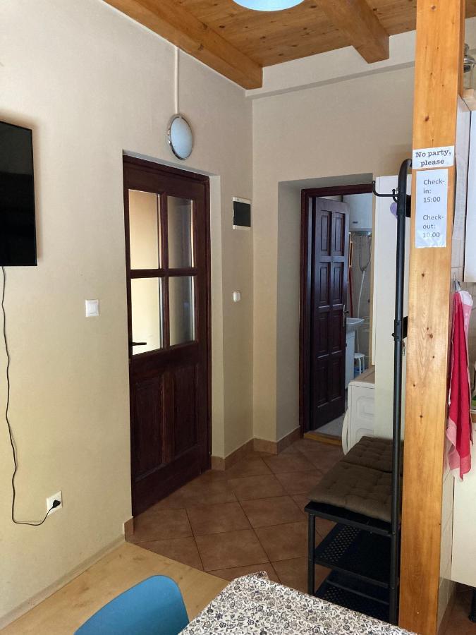 35 Vendeghaz Pecs Apartment Екстериор снимка