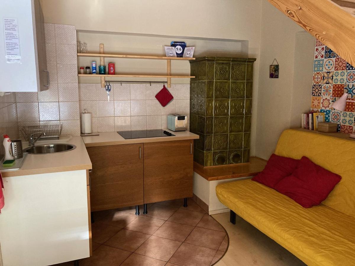 35 Vendeghaz Pecs Apartment Екстериор снимка