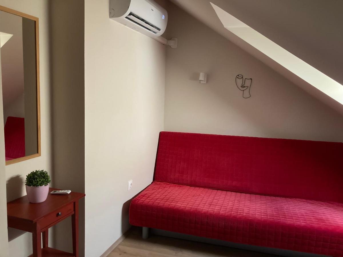 35 Vendeghaz Pecs Apartment Екстериор снимка